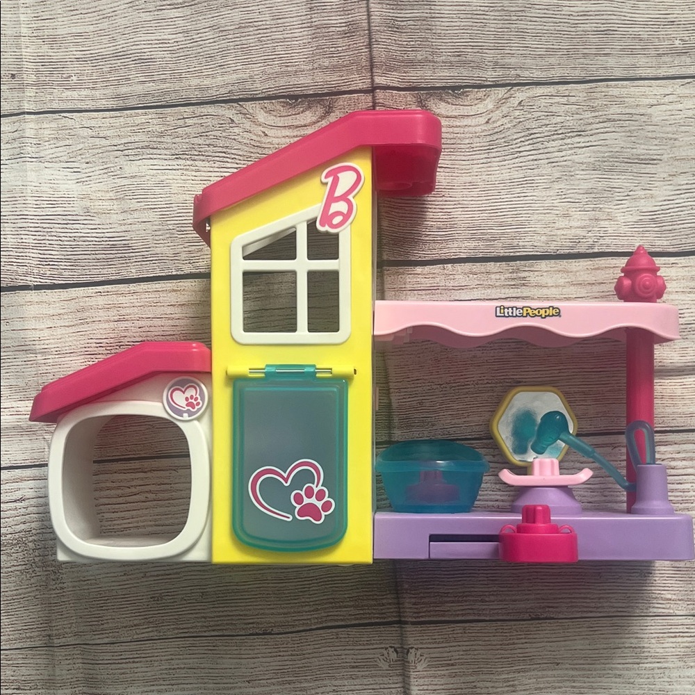 Little People Barbie Pet Care House for Kids (house only) like new!